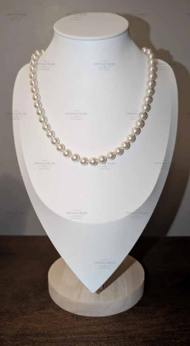 french museum faux pearl strand necklace — rmn (réunion des musées nationaux), 1970s–1980s